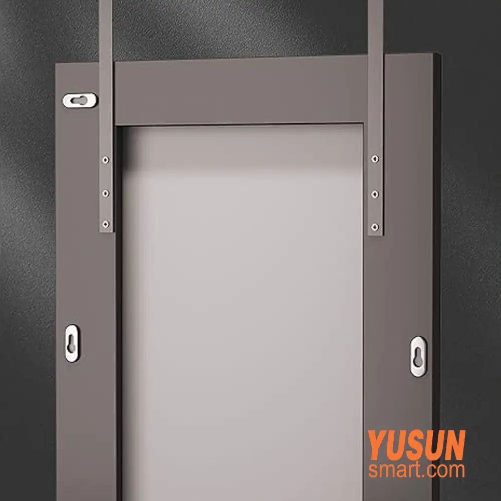 Robust load-bearing hanging hardware designed for long-term stable wall installation of crystal full-length mirrors